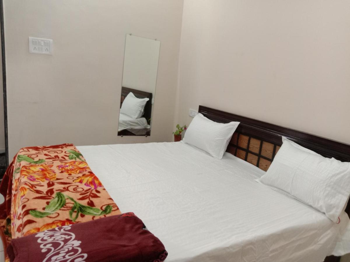 Aradhya Prime Home Stay Garudeshwar Εξωτερικό φωτογραφία