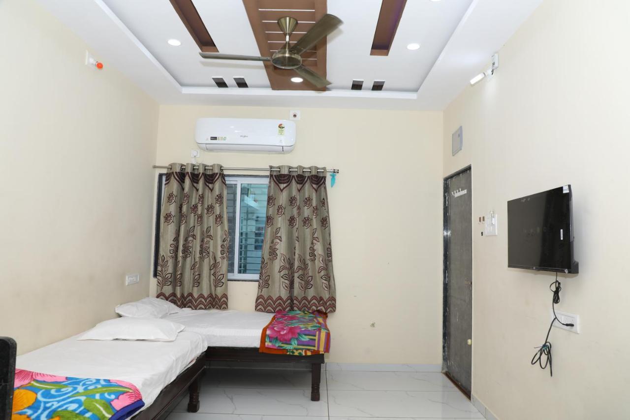 Aradhya Prime Home Stay Garudeshwar Εξωτερικό φωτογραφία