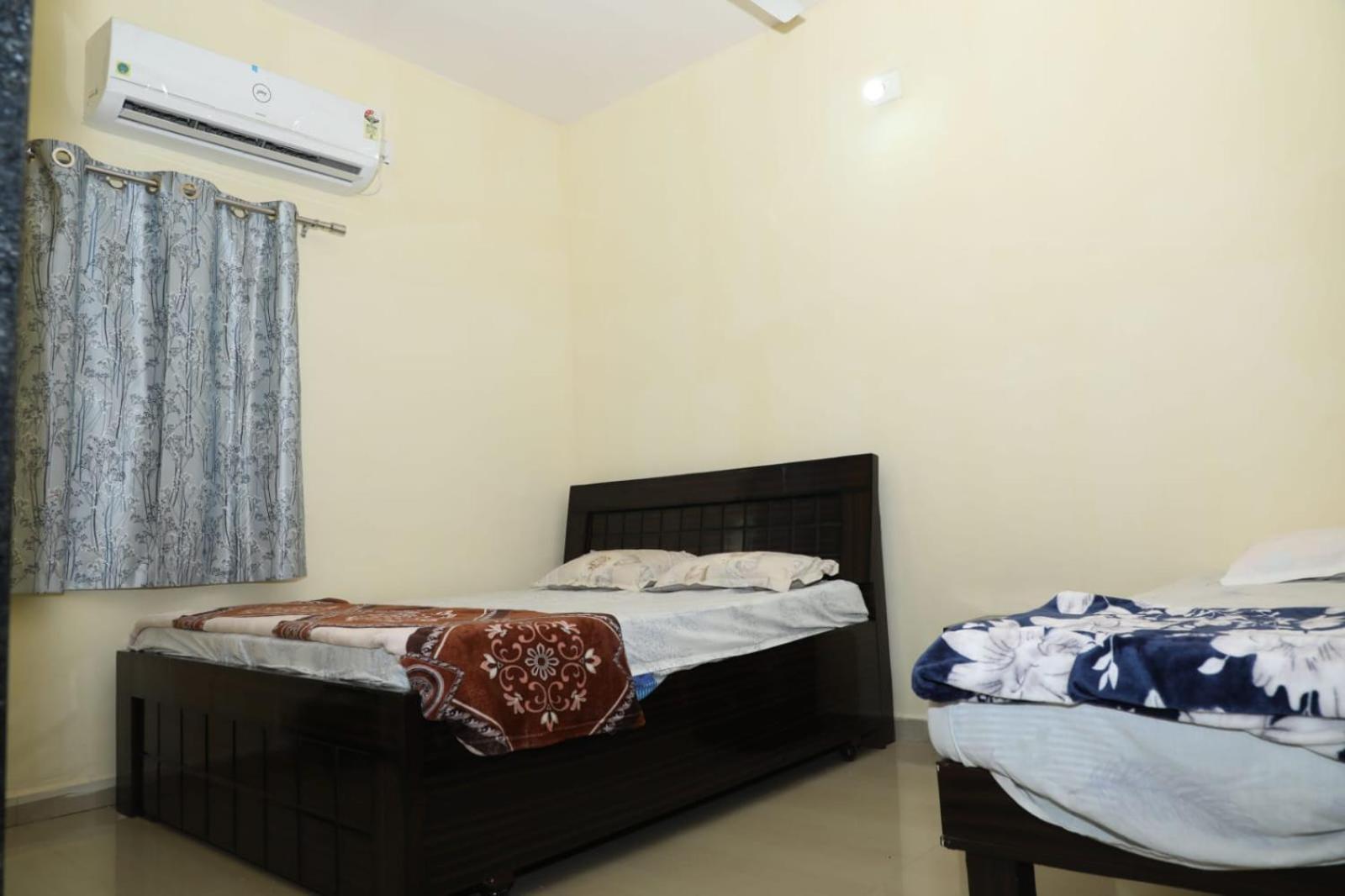 Aradhya Prime Home Stay Garudeshwar Εξωτερικό φωτογραφία