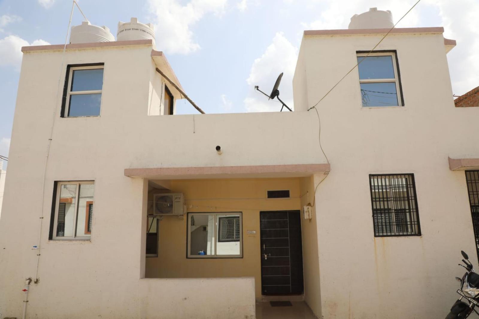 Aradhya Prime Home Stay Garudeshwar Εξωτερικό φωτογραφία