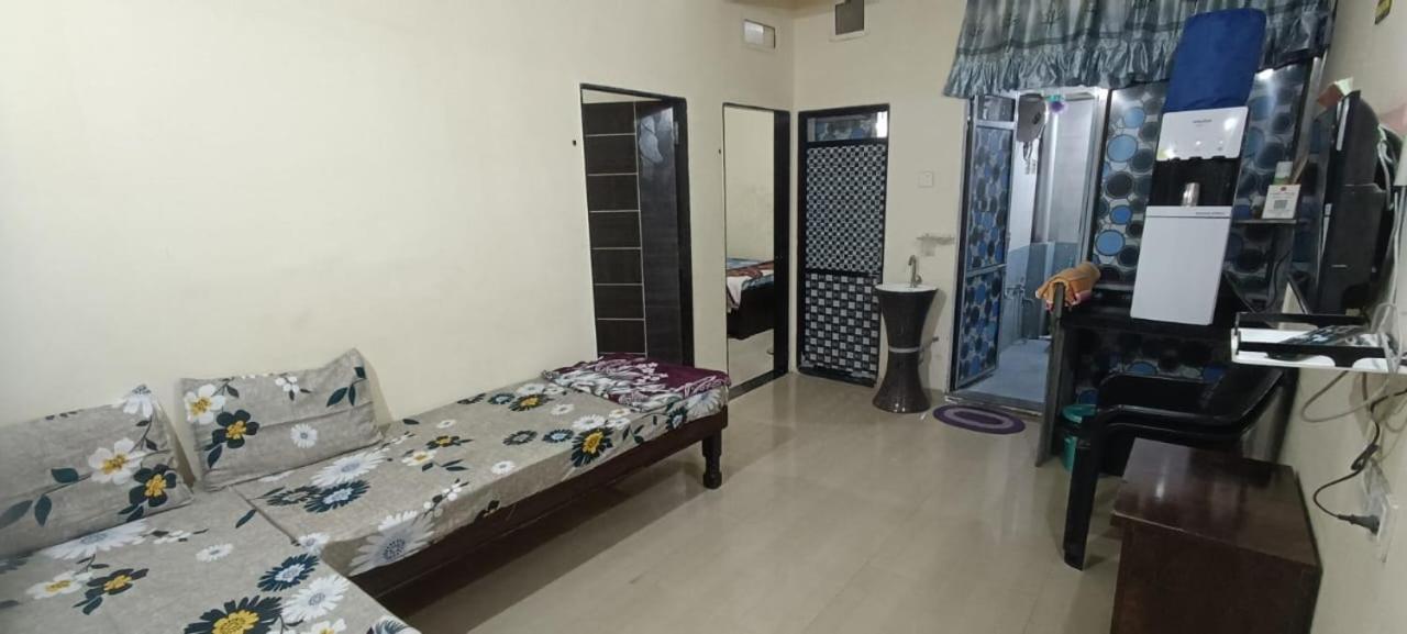 Aradhya Prime Home Stay Garudeshwar Εξωτερικό φωτογραφία